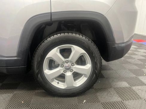Used 2018 Jeep Compass Latitude w/ Popular Equipment Group AWD/4WD image 29