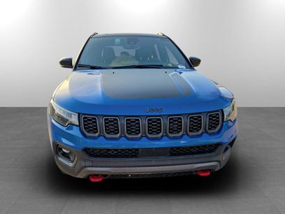 Used 2025 Jeep Compass Trailhawk