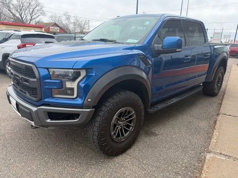 Used 2018 Ford F150 Raptor w/ Equipment Group 802A Luxury image 3