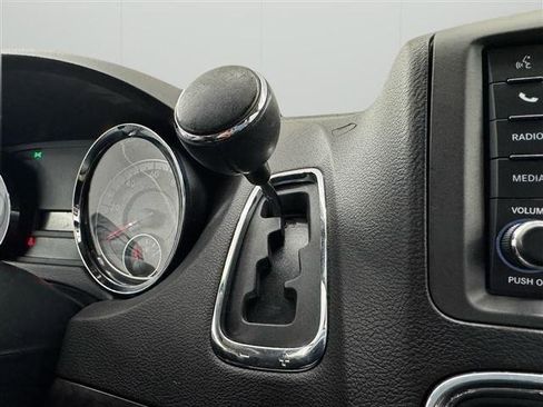 Used 2016 Dodge Grand Caravan SE w/ Quick Order Package 29E SE FWD image 34