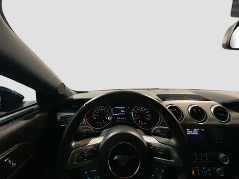 Used 2020 Ford Mustang GT RWD image 7