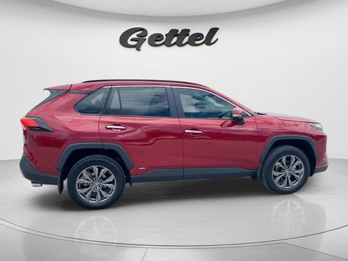 Certified 2025 Toyota RAV4 Limited w/ Advanced Technology Package AWD/4WD image 4