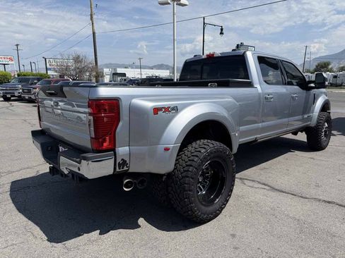 Used 2022 Ford F450 Lariat w/ Lariat Ultimate Package AWD/4WD image 6