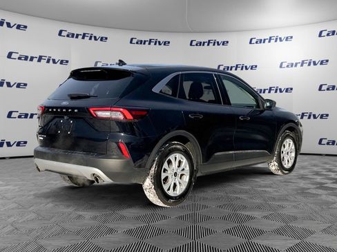 Used 2024 Ford Escape Active w/ Cold Weather Package image 6