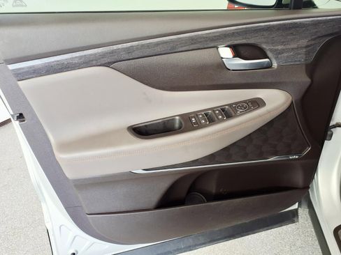 Used 2019 Hyundai Santa Fe Limited FWD image 14