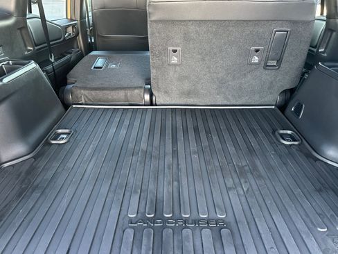 Used 2025 Toyota Land Cruiser image 14