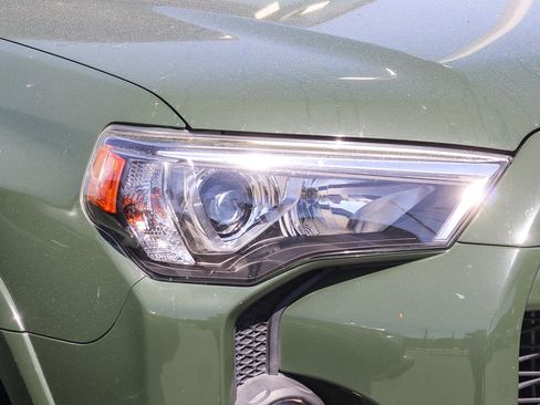 Used 2021 Toyota 4Runner Trail Special Edition image 5