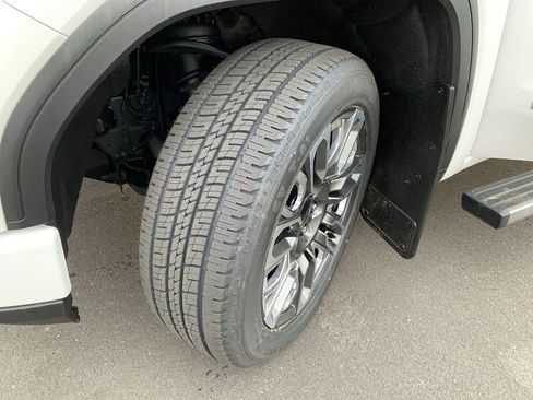 Used 2023 GMC Sierra 1500 Denali Ultimate image 12