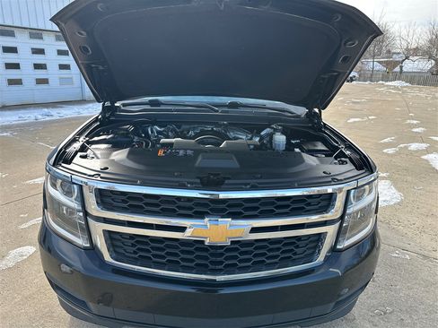 Used 2018 Chevrolet Tahoe LT image 11