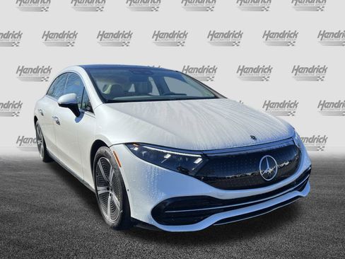 Used 2022 Mercedes-Benz EQS 450+ Sedan image 2