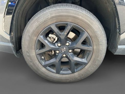 Used 2023 Toyota RAV4 LE FWD image 11