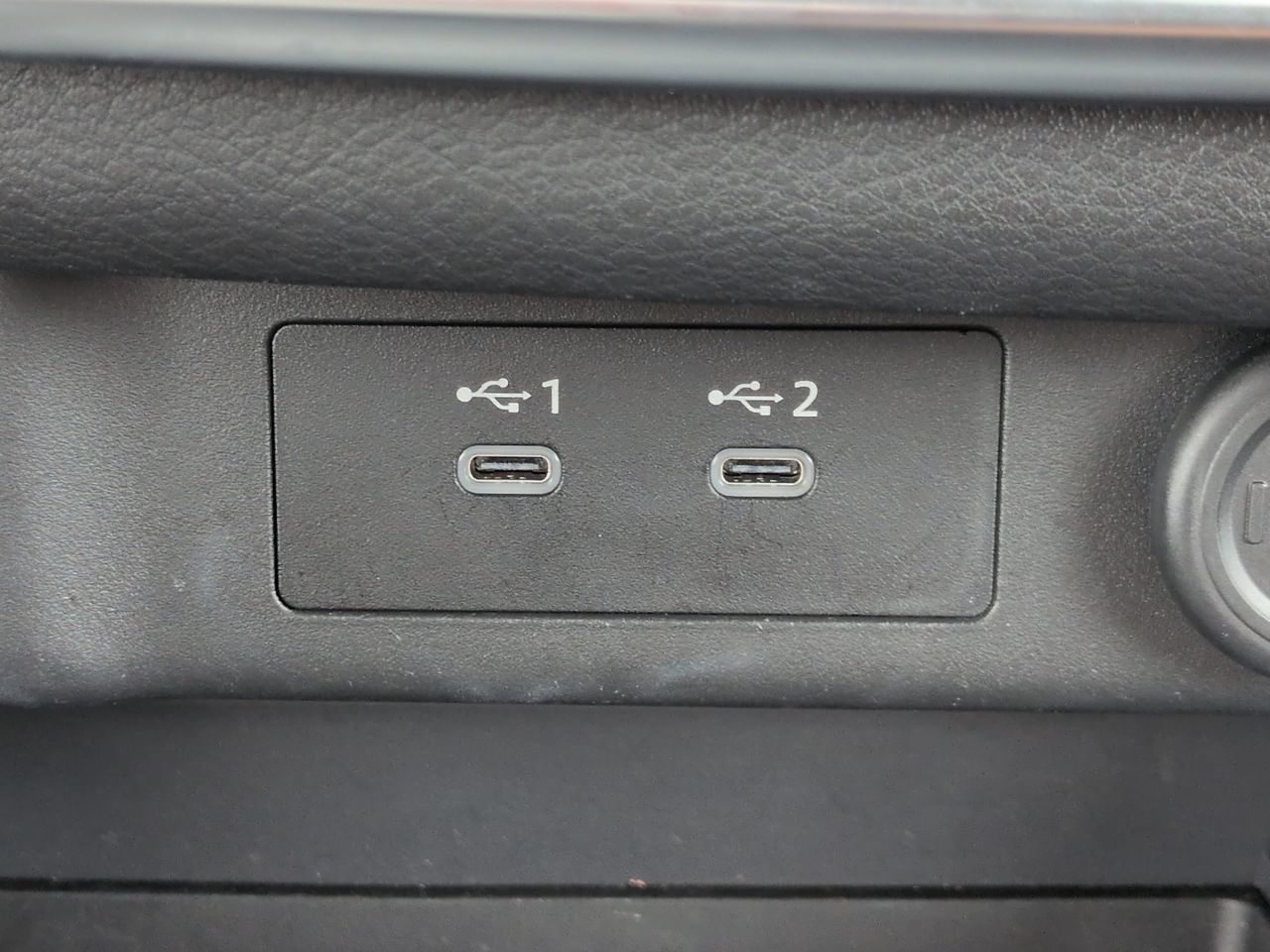 Used 2026 Nissan Rogue SV FWD image 22