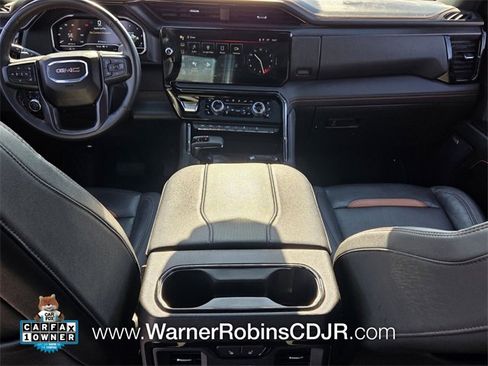 Used 2024 GMC Sierra 1500 AT4 w/ Technology Package image 8