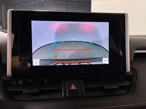 Certified 2025 Toyota RAV4 XLE AWD/4WD image 21