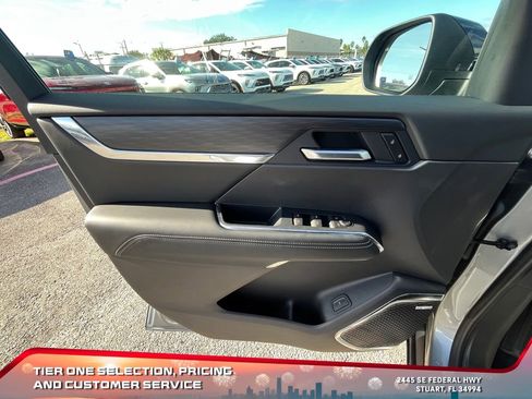 New 2026 GMC Acadia Elevation w/ Elevation Premium Package image 23