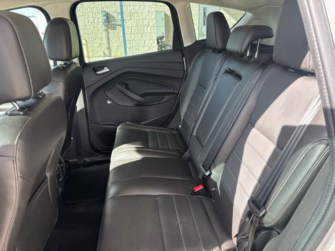 Used 2016 Ford C-MAX SEL image 31