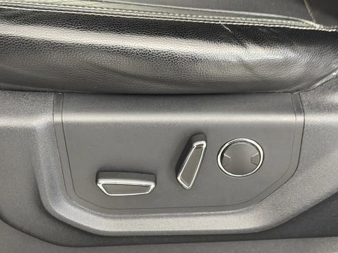 Used 2015 Ford F150 Lariat w/ Equipment Group 502A Luxury image 27