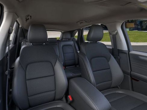 New 2026 Ford Escape SE image 10