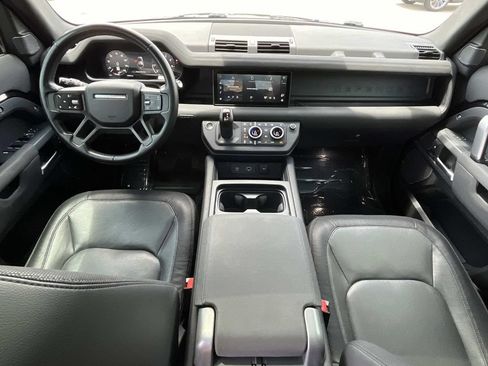 Certified 2023 Land Rover Defender 110 X-Dynamic SE AWD/4WD image 9
