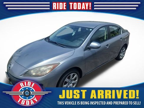 Used 2012 MAZDA MAZDA3 i Sport FWD image 1