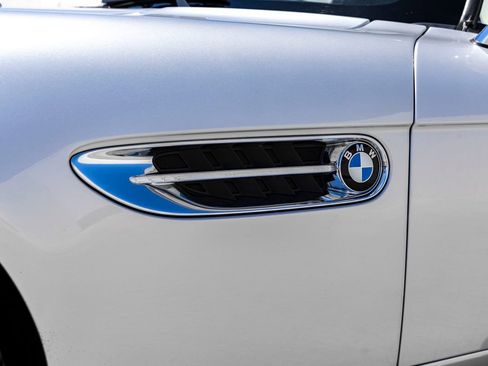 Used 2001 BMW Z8 RWD image 17