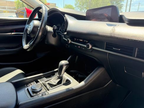 Used 2023 MAZDA MAZDA3 s FWD image 18