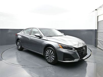 Certified 2023 Nissan Altima 2.5 SV w/ SV Premium Package