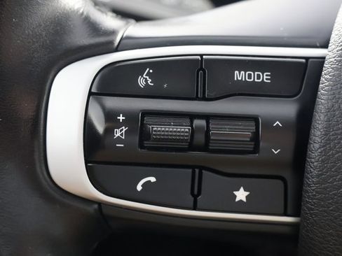 Used 2023 Kia Sportage SX image 11