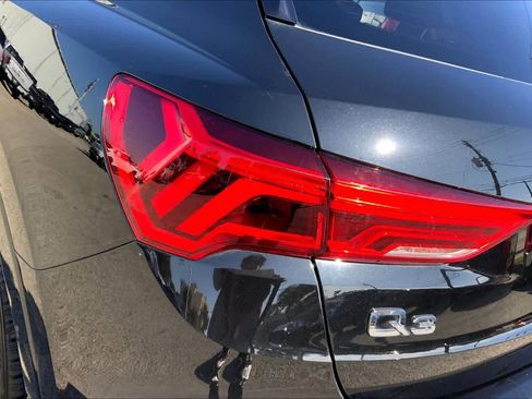 Used 2023 Audi Q3 2.0T Premium image 28