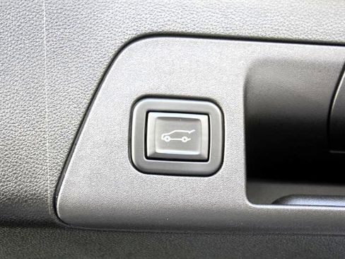 Used 2023 Buick Envision Essence image 15