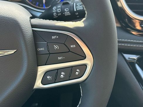 New 2026 Chrysler Pacifica Select image 14