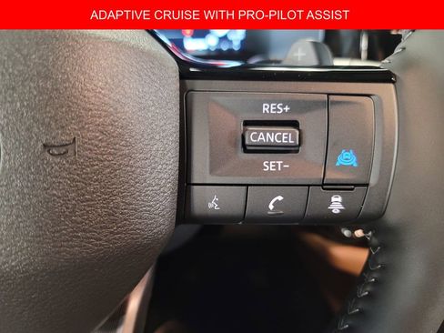 New 2026 Nissan Pathfinder Platinum image 17