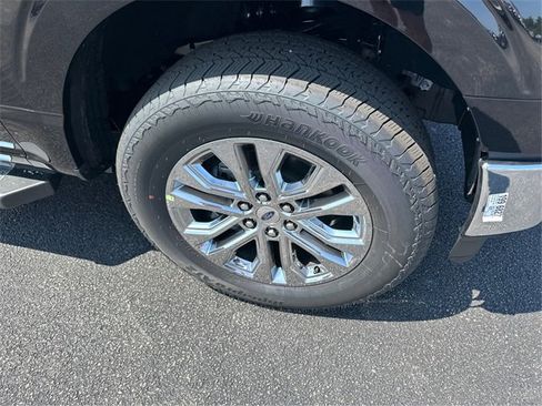 New 2025 Ford F150 Lariat w/ Equipment Group 502A High image 12