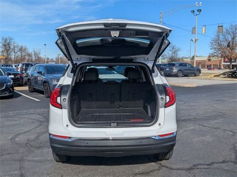 Used 2021 GMC Terrain SLT image 8