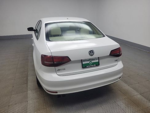 Used 2018 Volkswagen Jetta Wolfsburg Edition image 6
