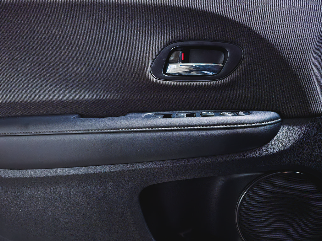 Used 2019 Honda HR-V Sport image 16