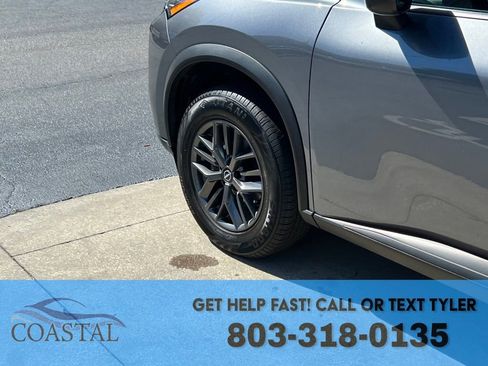 Used 2024 Nissan Rogue S image 27