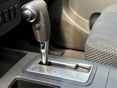 Used 2019 Nissan Frontier PRO-4X image 15