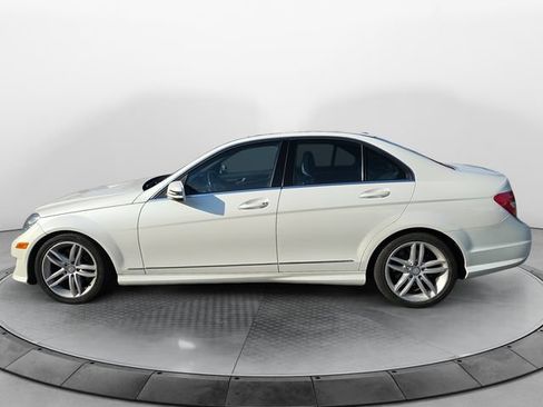 Used 2013 Mercedes-Benz C 300 4MATIC Sedan image 2