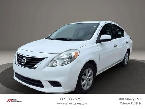 Used 2014 Nissan Versa SV w/ Convenience Package FWD image 1
