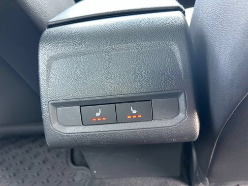 Used 2019 Volkswagen Jetta R-Line w/ R-Line Cold Weather Package FWD image 41