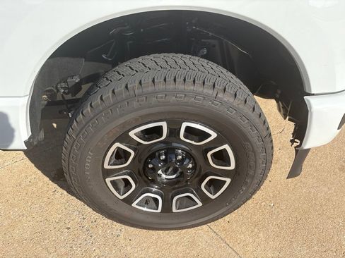 Used 2026 Ford F250 Platinum AWD/4WD image 30
