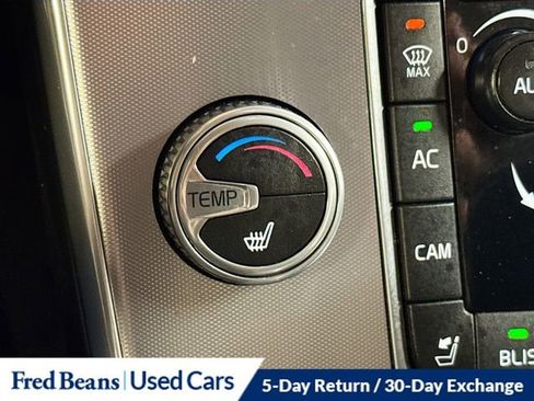 Used 2017 Volvo S60 T5 Dynamic w/ Vision Package image 21