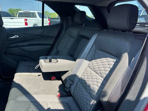Used 2018 Chevrolet Equinox LT FWD image 33