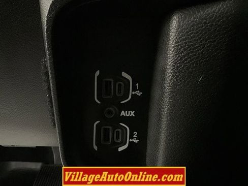 Used 2019 RAM 2500 Laramie image 27