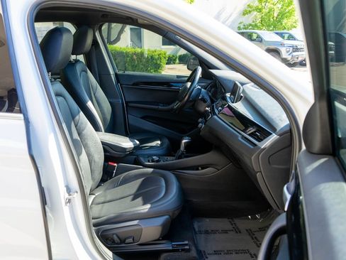 Used 2018 BMW X1 xDrive28i AWD/4WD image 10