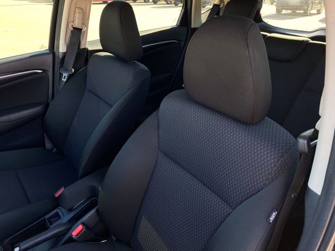 Used 2020 Honda Fit LX image 12