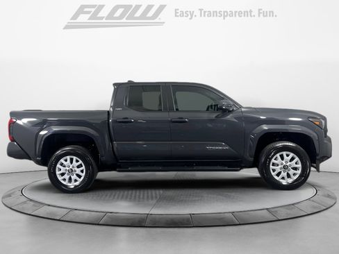 Certified 2025 Toyota Tacoma SR5 image 9