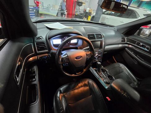 Used 2016 Ford Explorer Sport image 13