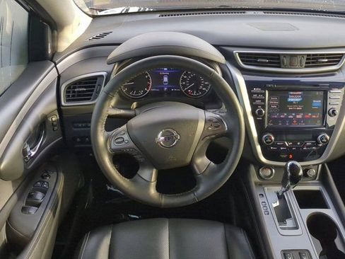 Used 2022 Nissan Murano SL w/ SL Moonroof Package image 16